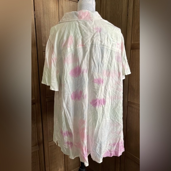NWT Lane Bryant Women’s Tie Dyed Button Down. - Picture 5 of 7